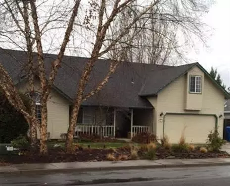554 Crystal, Eagle Point, OR 97524 photo 4