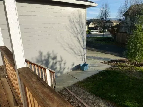 590 Barton Rd, Eagle Point, OR 97524 photo 21
