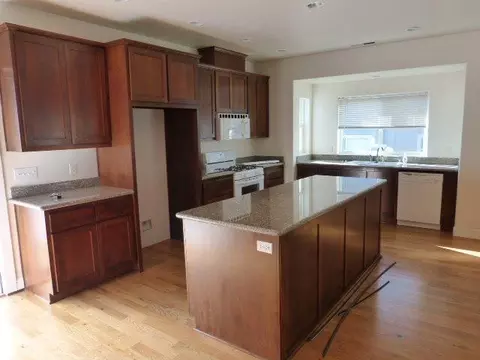 590 Barton Rd, Eagle Point, OR 97524 photo 6
