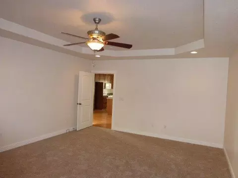 590 Barton Rd, Eagle Point, OR 97524 photo 9