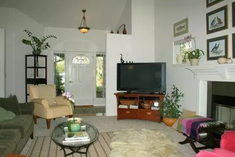 72 Mountain View Dr, Phoenix, OR 97535 photo 5