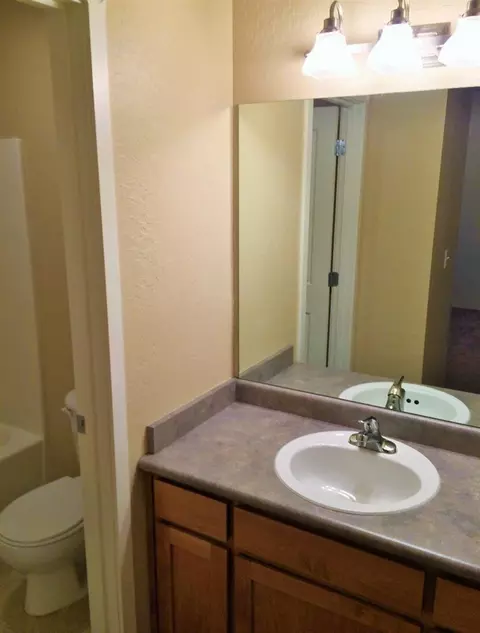 351 Live Oak Loop, Central Point, OR 97502 photo 22