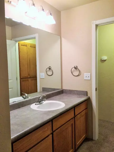 351 Live Oak Loop, Central Point, OR 97502 photo 27