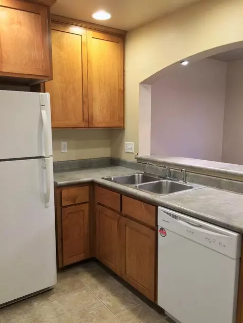 351 Live Oak Loop, Central Point, OR 97502 photo 13