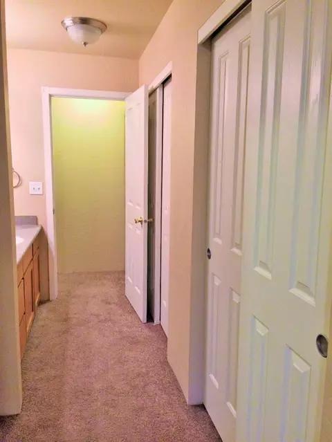 351 Live Oak Loop, Central Point, OR 97502 photo 25