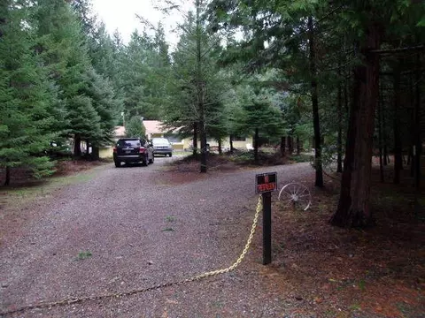 700 Mesa Verde Dr, Cave Junction, OR 97523 photo 8