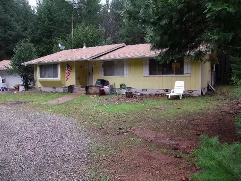 700 Mesa Verde Dr, Cave Junction, OR 97523 photo 1