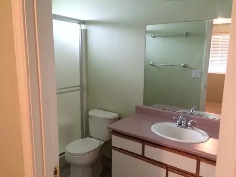 1082 Cherry St, Central Point, OR 97502 photo 5