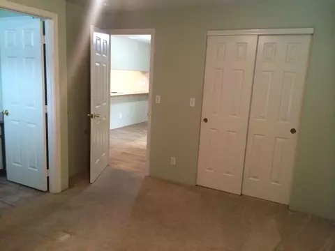 1082 Cherry St, Central Point, OR 97502 photo 4