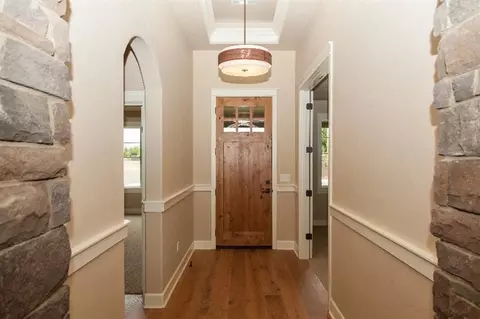 17 Oak Hills Ct, Eagle Point, OR 97524 photo 3