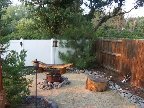671 Cedar Wood, Eagle Point, OR 97524 photo 7