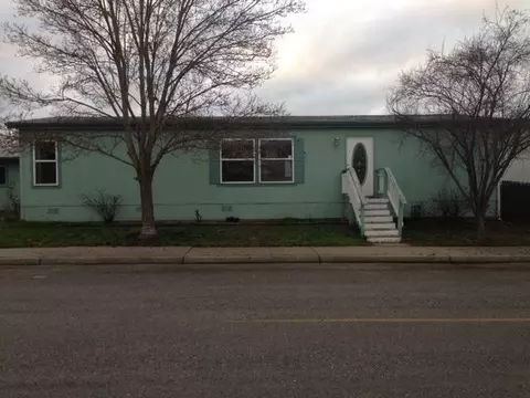2118 Nick Way, Grants Pass, OR 97527 photo 2