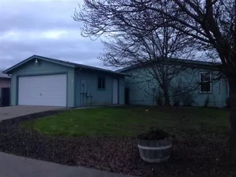 2118 Nick Way, Grants Pass, OR 97527 photo 1
