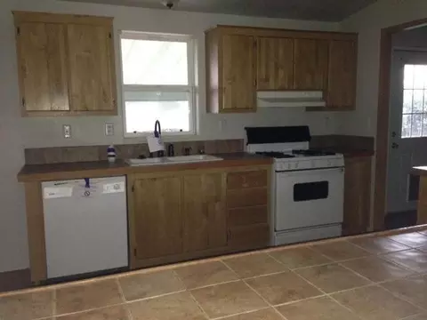 2118 Nick Way, Grants Pass, OR 97527 photo 3