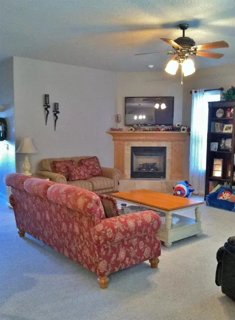 954 Black Wolf Ln, Eagle Point, OR 97524 photo 8