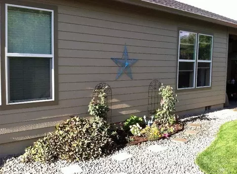954 Black Wolf Ln, Eagle Point, OR 97524 photo 28
