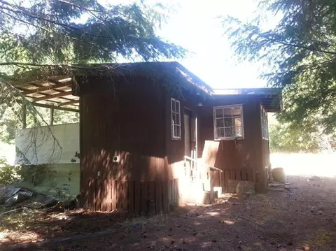 4685 Agness Rd, Agness, OR 97406 photo 2