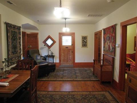 231 Gresham, Ashland, OR 97520 photo 2