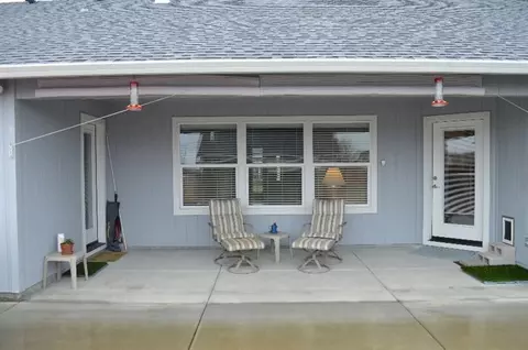 643 Sheffield Dr, Eagle Point, OR 97524 photo 5