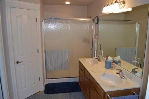 643 Sheffield Dr, Eagle Point, OR 97524 photo 13