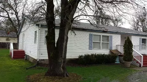 6690 Downing Rd, Central Point, OR 97502 photo 2