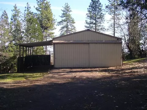 605 Crescent Dr, Eagle Point, OR 97524 photo 9