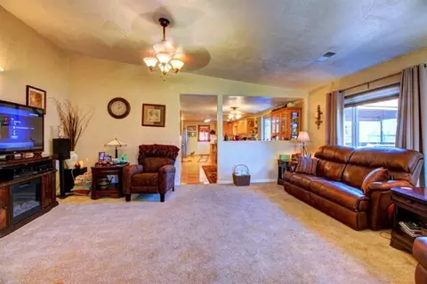 160 Mason Way, Eagle Point, OR 97524 photo 10