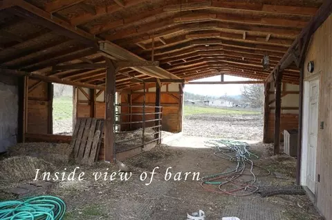 277 Dessery, Eagle Point, OR 97524 photo 22