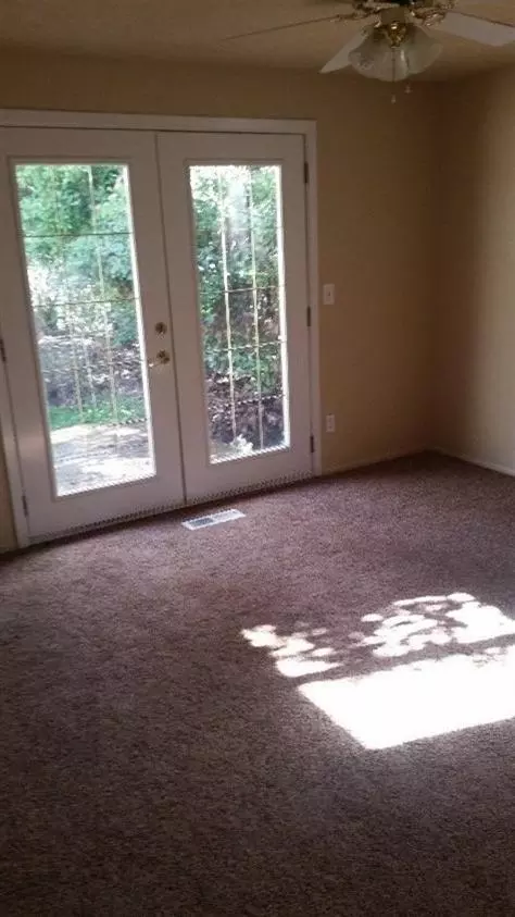 88 Tracy, Eagle Point, OR 97524 photo 6
