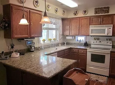 914 Crystal Dr, Eagle Point, OR 97524 photo 10