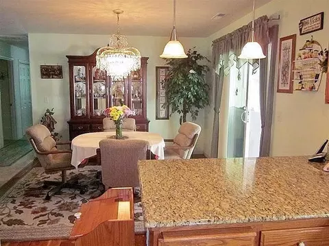 914 Crystal Dr, Eagle Point, OR 97524 photo 8