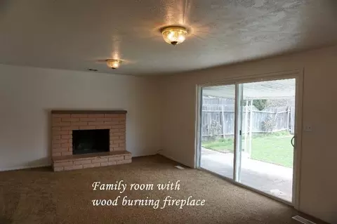 75 Donna Way, Central Point, OR 97502 photo 10