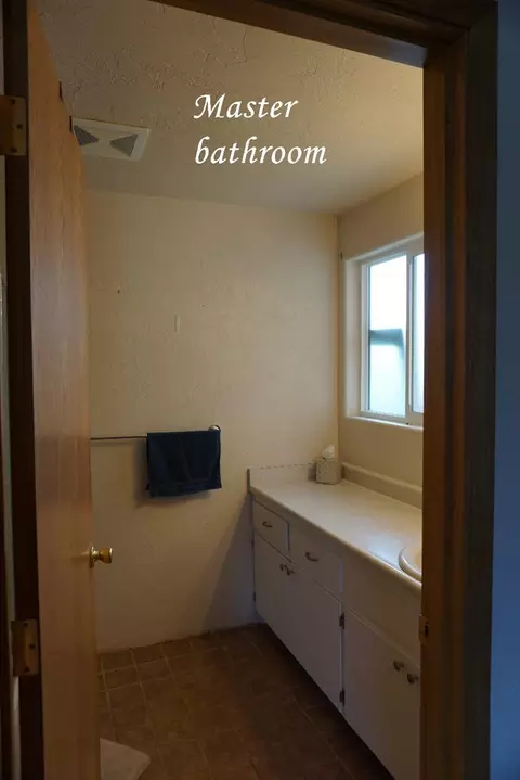 75 Donna Way, Central Point, OR 97502 photo 8