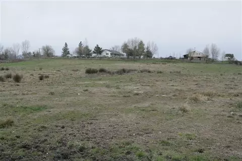 488 E Rolling Hills Dr, Eagle Point, OR 97524 photo 3
