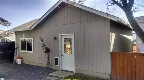 241 Samuel Lane Loop, Phoenix, OR 97535 photo 10