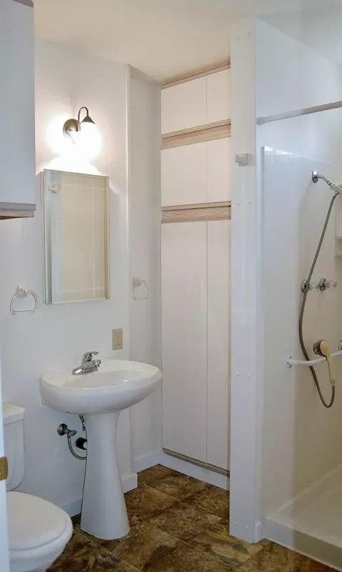 325 S Royal Ave, Eagle Point, OR 97524 photo 16