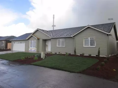 52 Dianne Way, Eagle Point, OR 97524 photo 2