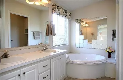 11208 Agate Rd, Eagle Point, OR 97524 photo 14