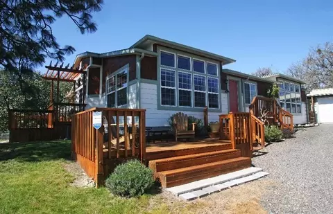11208 Agate Rd, Eagle Point, OR 97524 photo 4