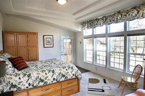 11208 Agate Rd, Eagle Point, OR 97524 photo 13