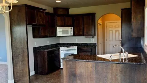 447 Richardson Dr, Central Point, OR 97502 photo 7
