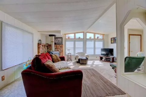 11126 Agate Rd, Eagle Point, OR 97524 photo 10