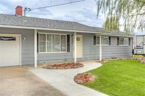 305 S Rose St, Phoenix, OR 97535 photo 31