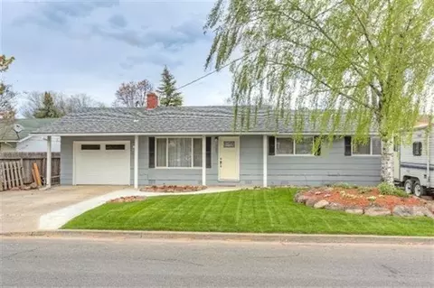 305 S Rose St, Phoenix, OR 97535 photo 1