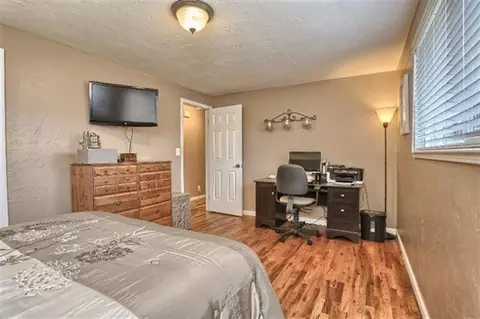 305 S Rose St, Phoenix, OR 97535 photo 10