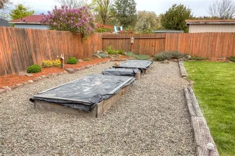 305 S Rose St, Phoenix, OR 97535 photo 24