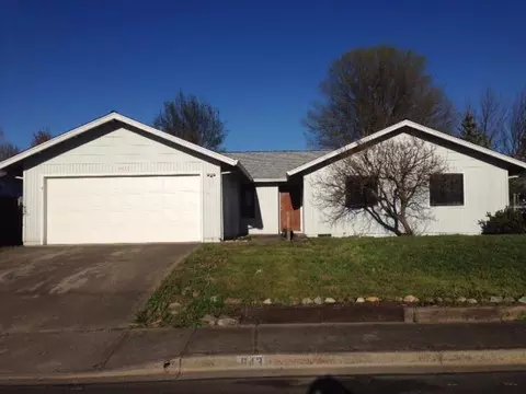 643 Malabar St, Central Point, OR 97502 photo 1