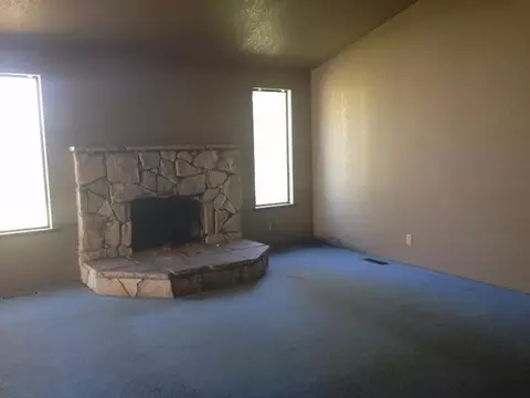 643 Malabar St, Central Point, OR 97502 photo 4