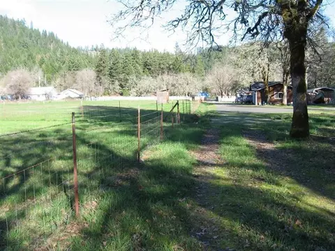 1836 Laurel Rd, Cave Junction, OR 97523 photo 17