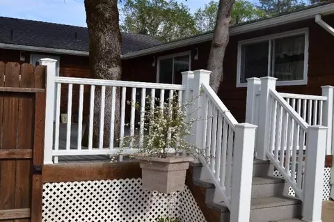 1836 Laurel Rd, Cave Junction, OR 97523 photo 14